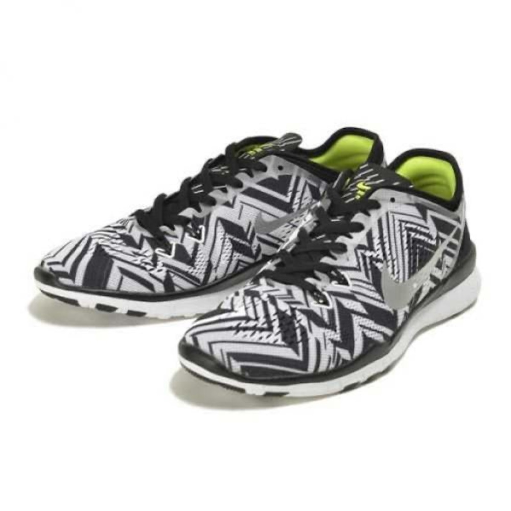 Nike Women's Free TR Fit 5 Black/White Tie Running Sneaker Shoes size 9.5